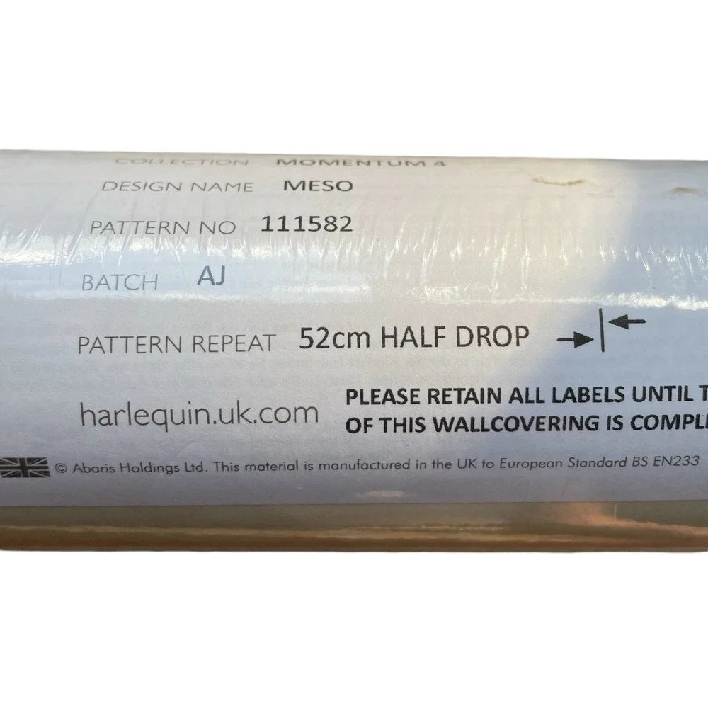 Harlequin Meso in Linen Wallpaper Momentum 4 111582 52cm x 10.05cm 1 Roll